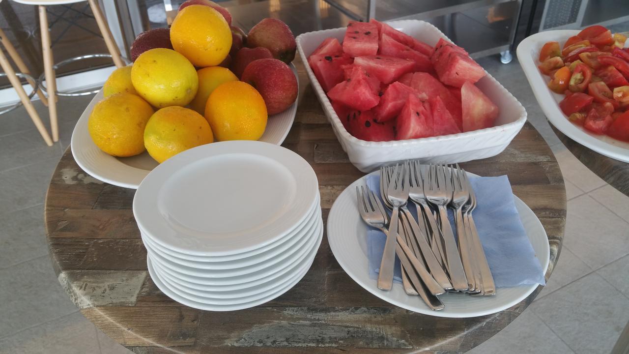 Daphne Hotel Apartments (Adults Only) Paphos Ngoại thất bức ảnh