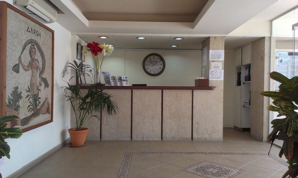 Daphne Hotel Apartments (Adults Only) Paphos Ngoại thất bức ảnh