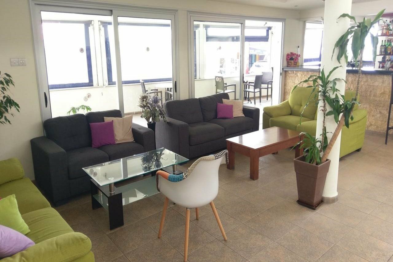 Daphne Hotel Apartments (Adults Only) Paphos Ngoại thất bức ảnh